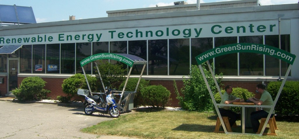 RET-Center Solar Bench and Solar Bikeport